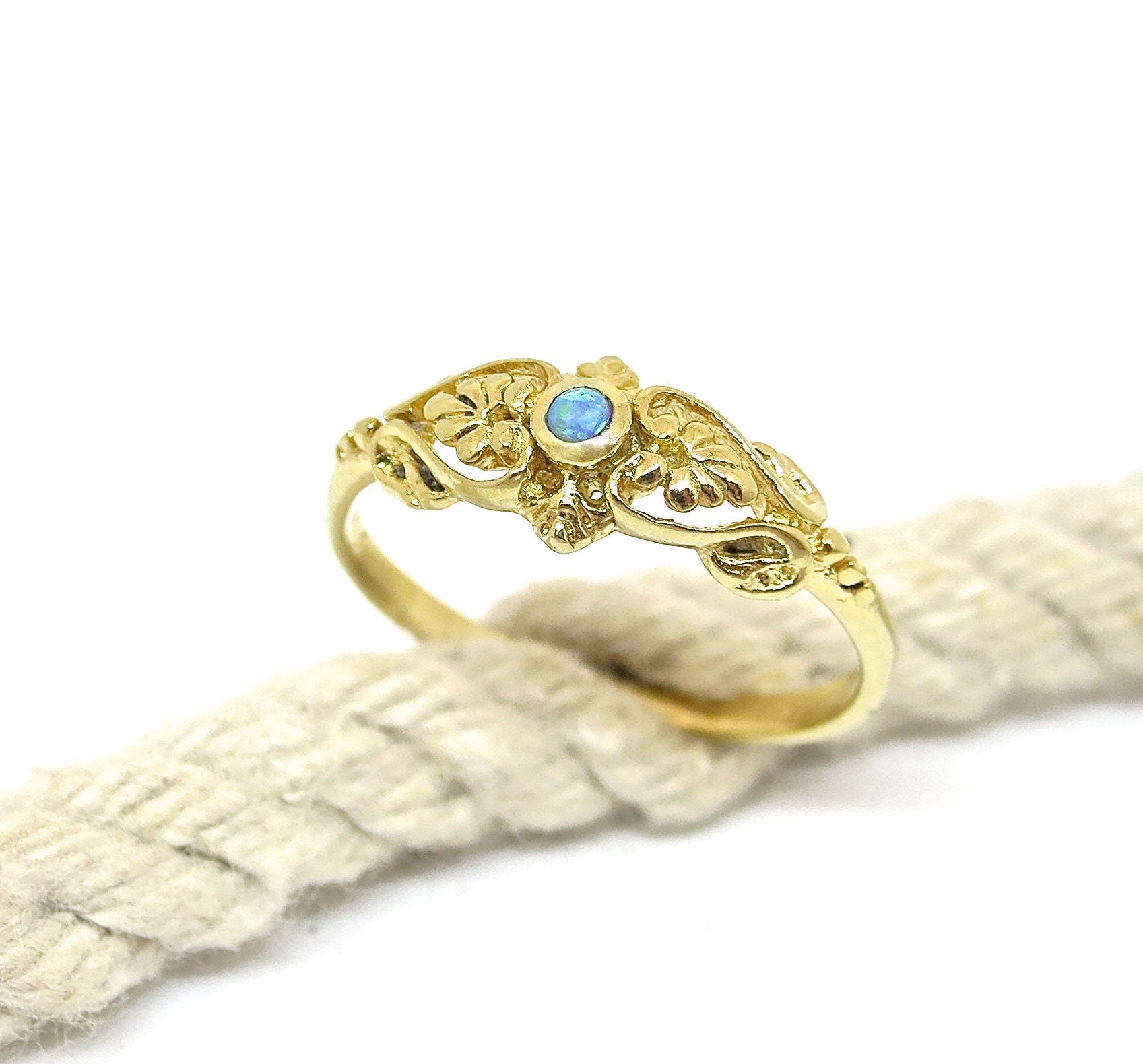 Opal victorian 14k gold ring, Blue opal solid 14k gold ring