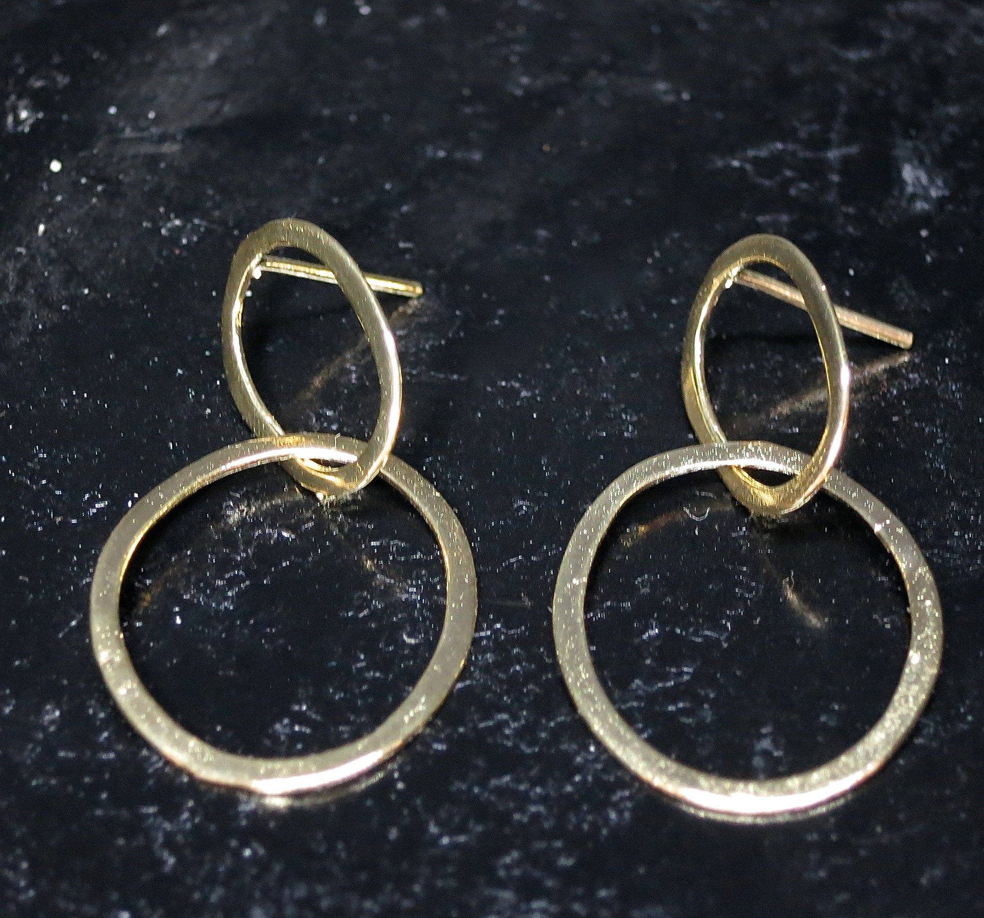 Solid gold 14K double hoop dangle earrings, Stud linked earring