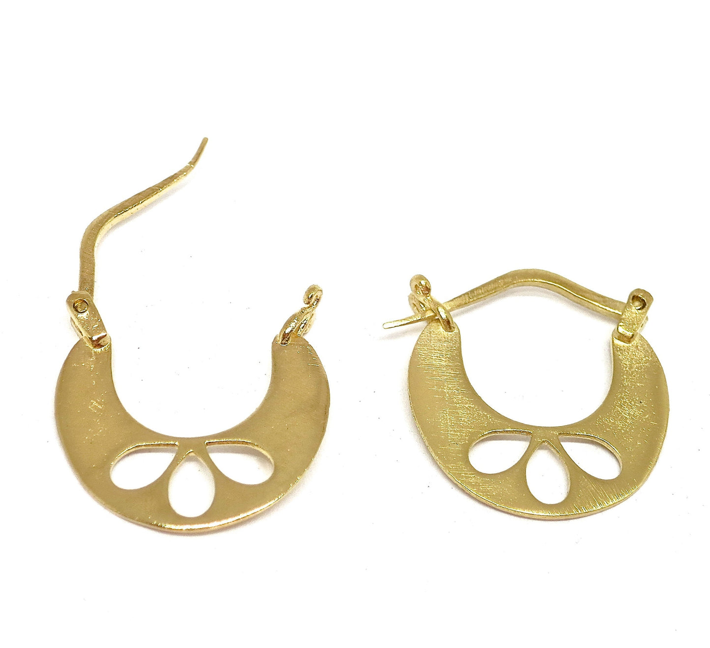 Flower 14K Gold hoop earrings for women