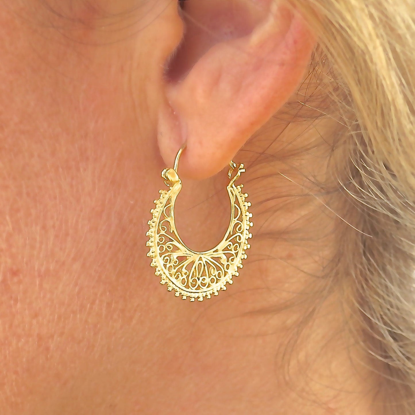 Filigree 14k gold hoop earrings