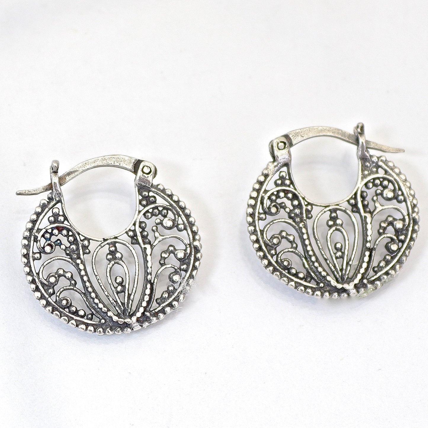 Filigree sterling silver 925 hoop earrings
