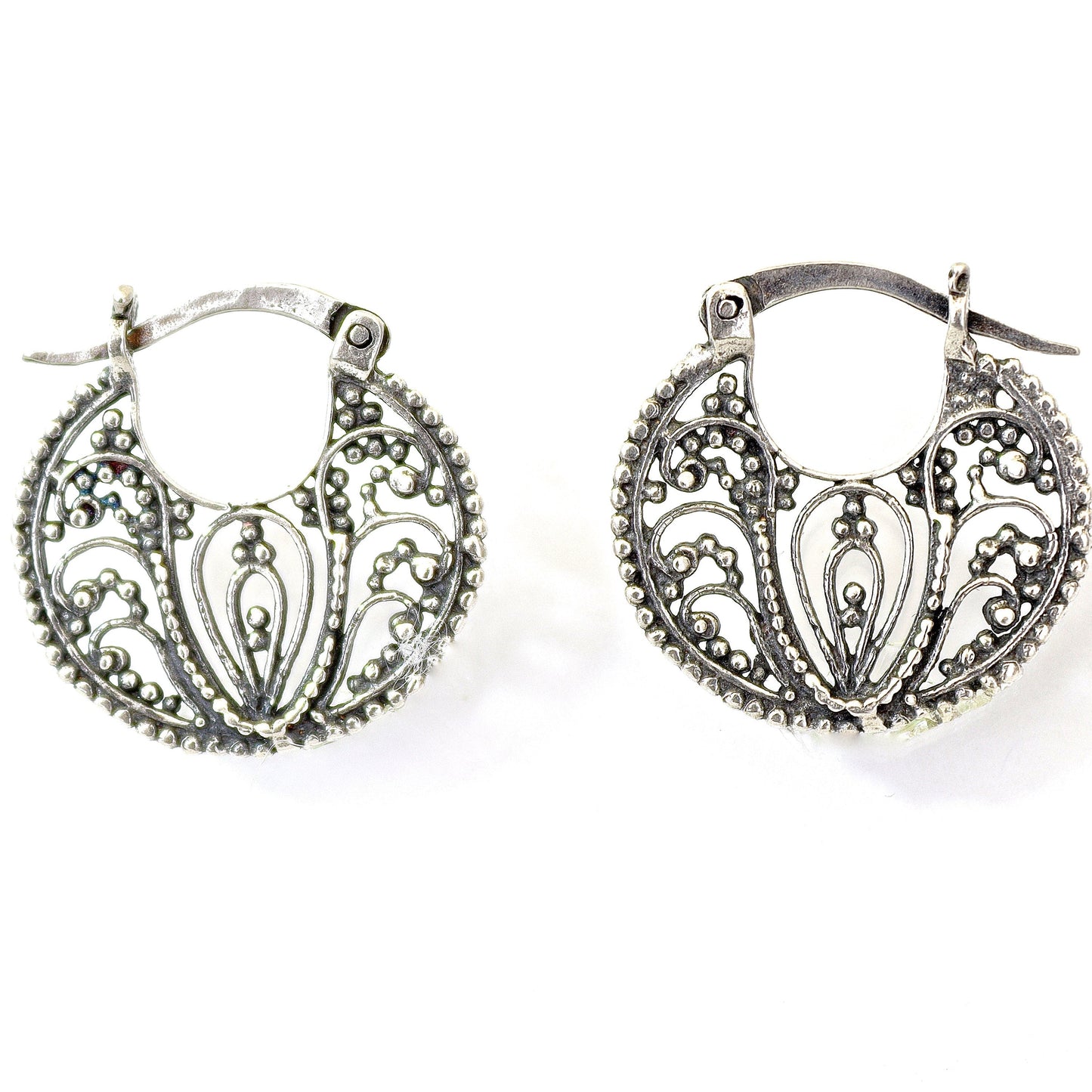 Filigree sterling silver 925 hoop earrings