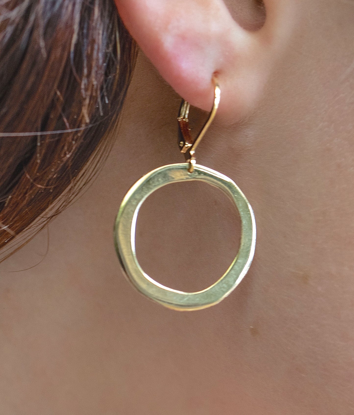 Open circle post earrings, Solid 14K gold hoop earrings