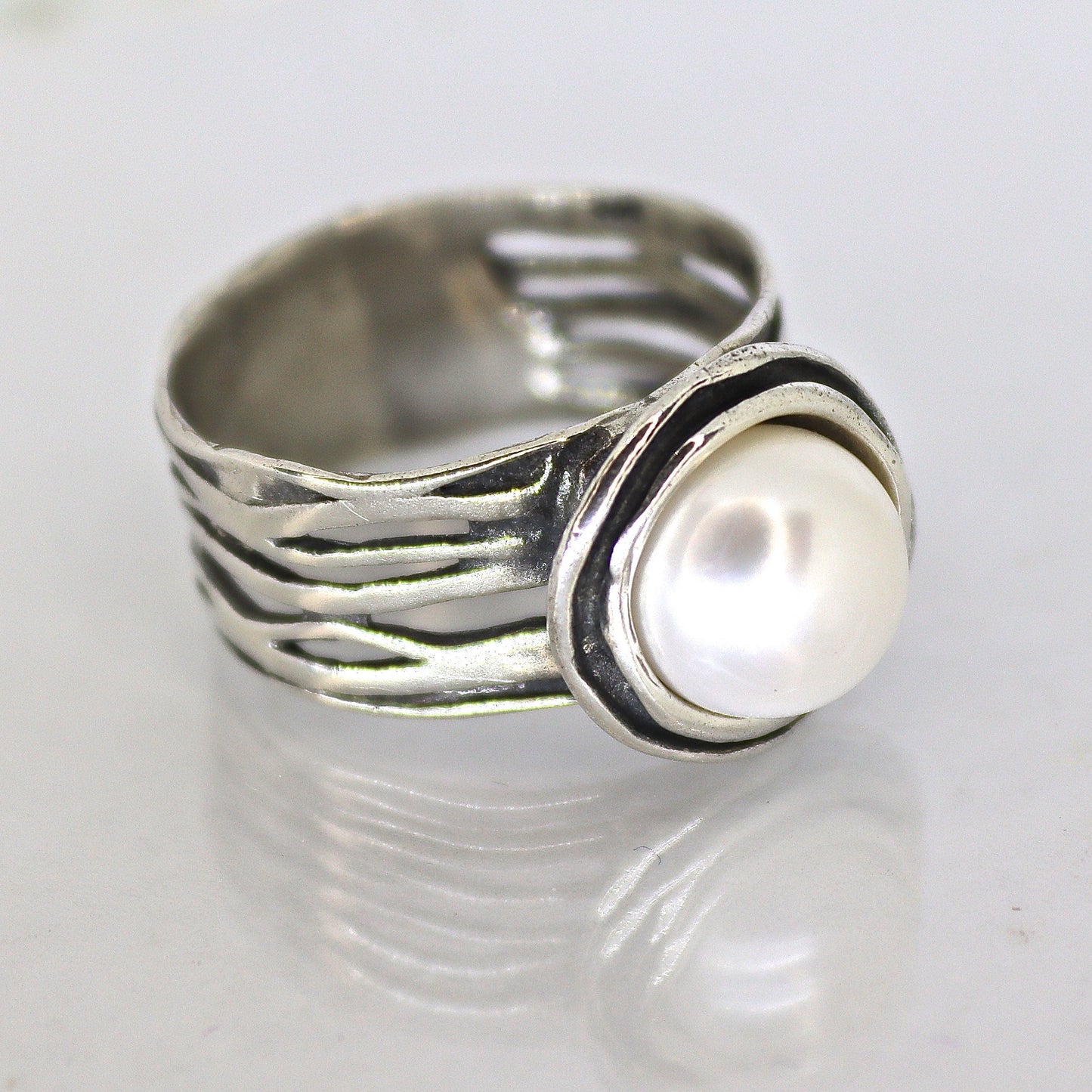 Pearl ring, Wide sterling silver 925 elegant ring