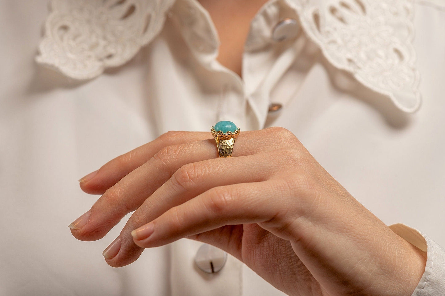 Aquamarine 14k gold hammered ring