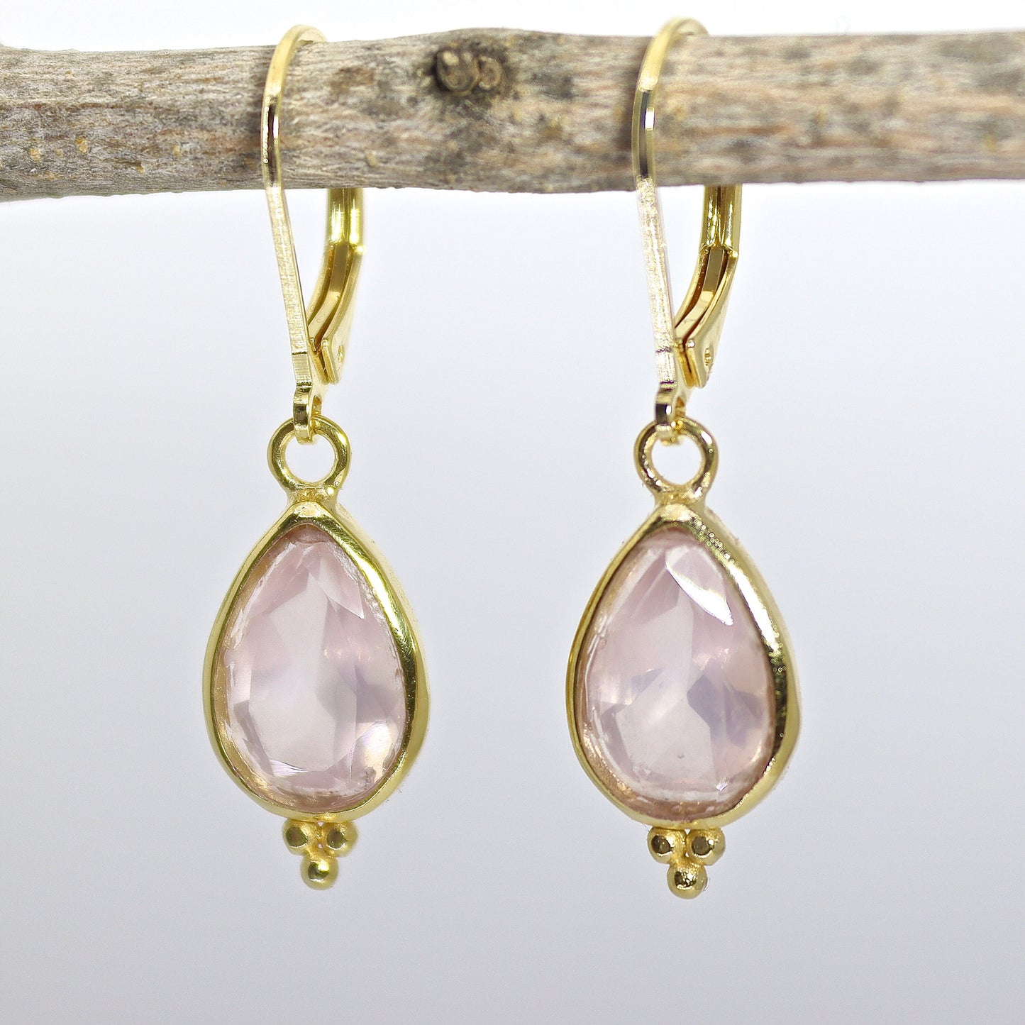 Rose quartz in 14k gold teardrop dangle earrings