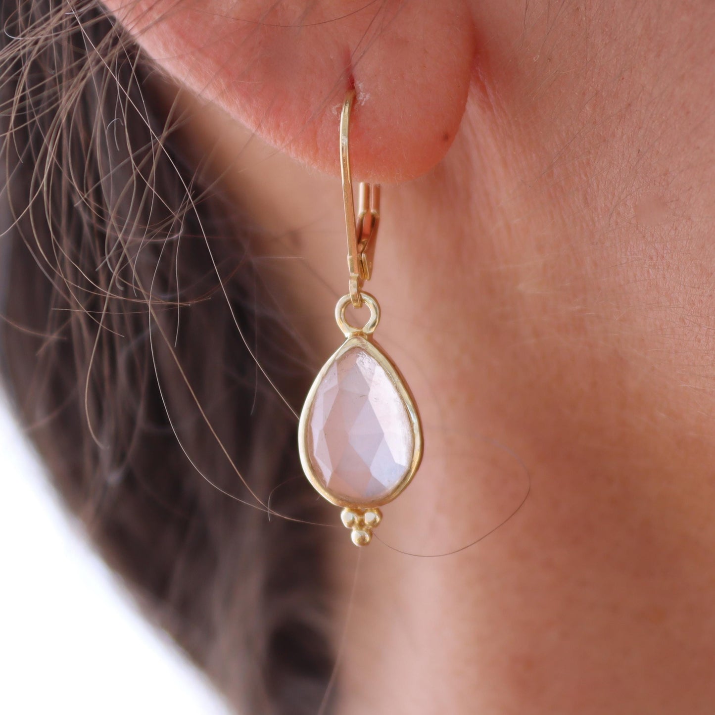 Rose quartz in 14k gold teardrop dangle earrings