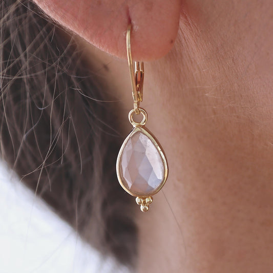 Rose quartz in 14k gold teardrop dangle earrings