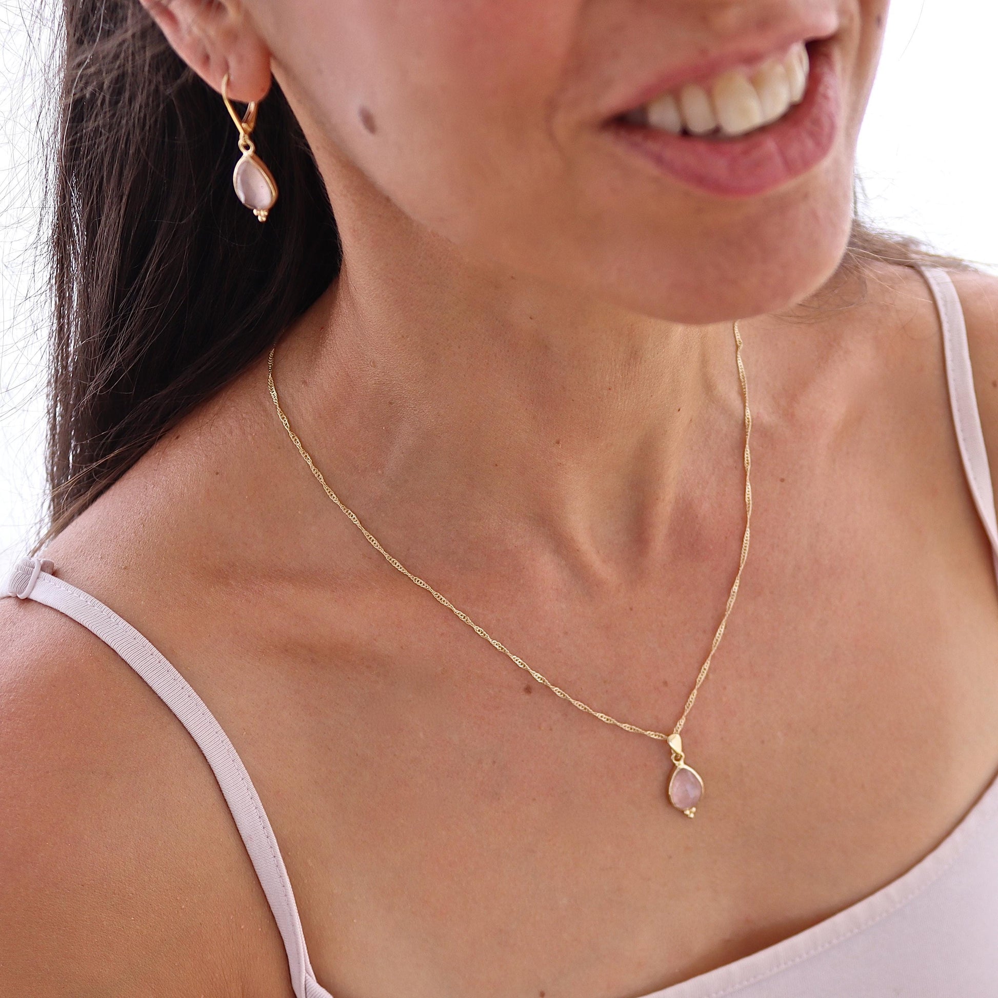 Rose quartz in 14k gold teardrop dangle earrings