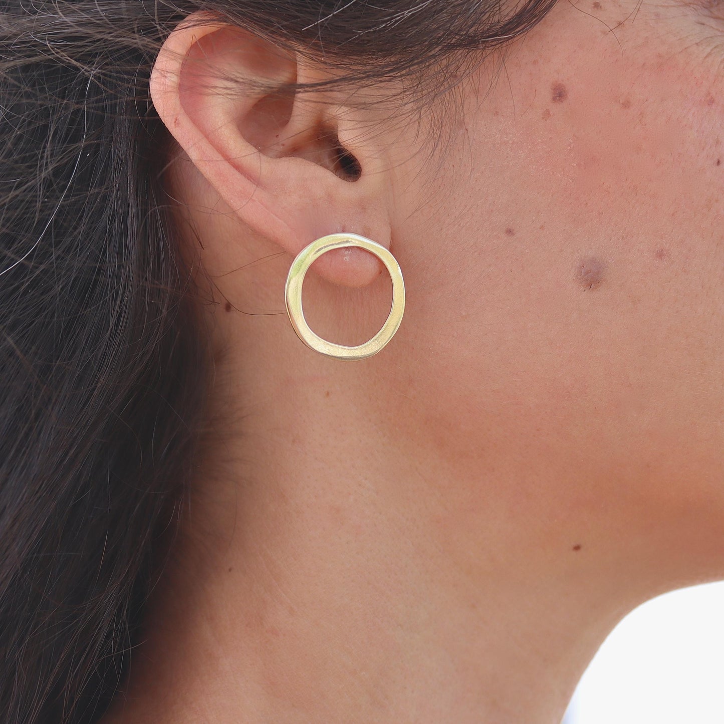 Open circle post earrings, Solid 14K gold hoop earrings