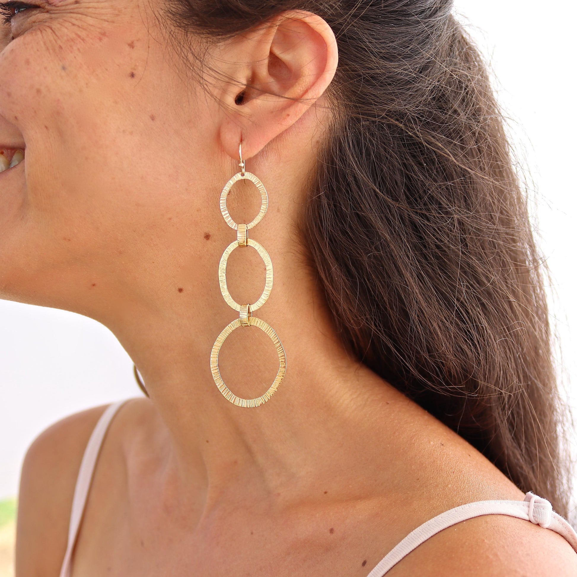 14k gold Long triple hoop dangle earrings, Large link hammered hoop earrings