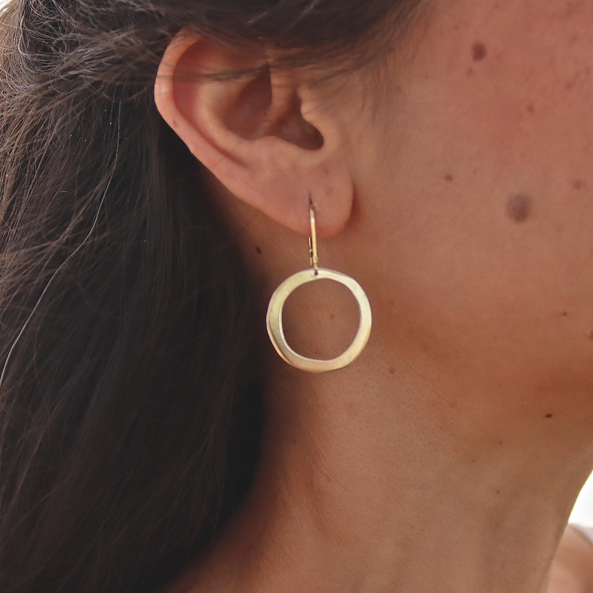 Open circle post earrings, Solid 14K gold hoop earrings