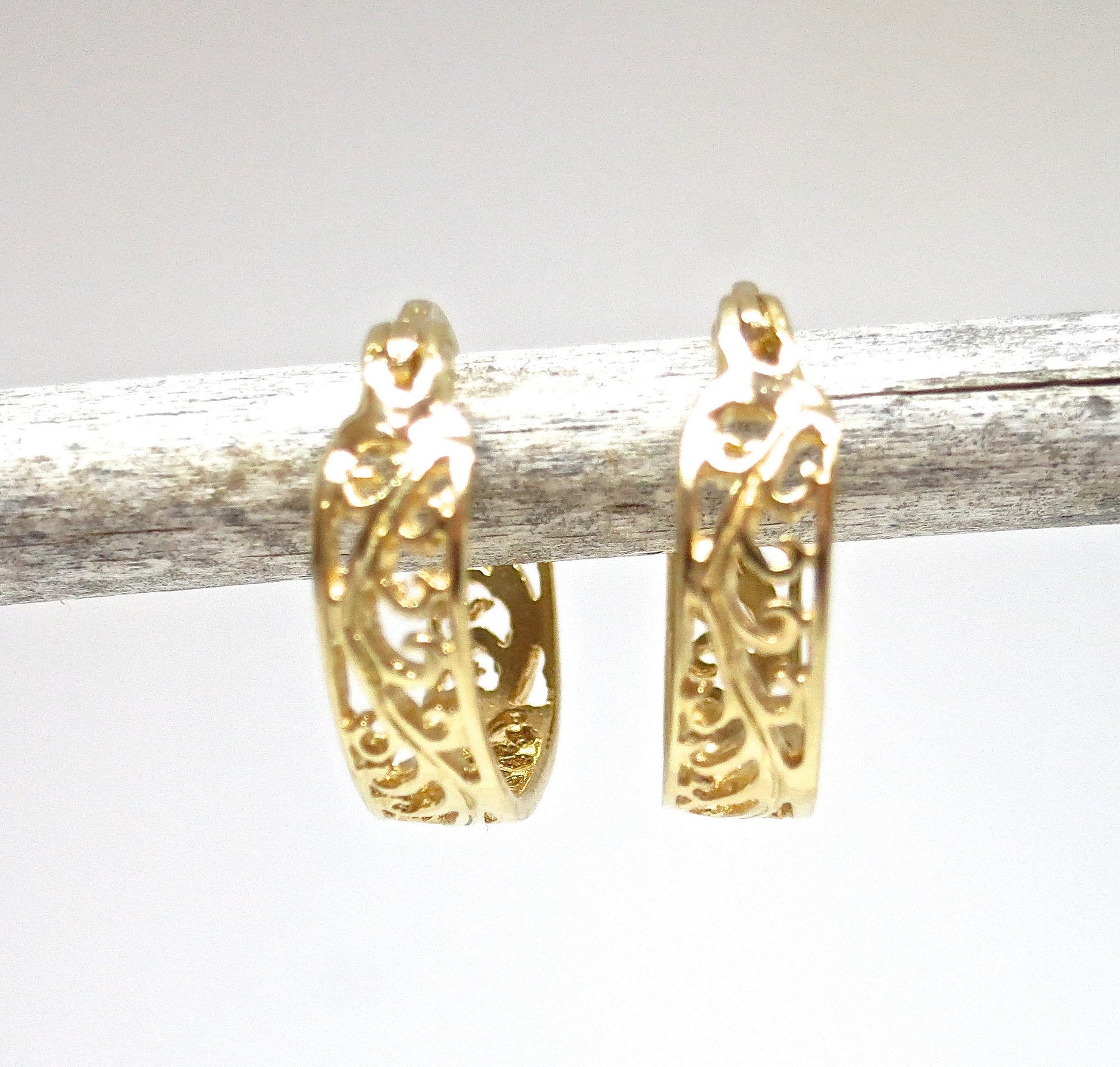 Filigree gold hoop earrings for women, 14K solid gold earrings, Statement gold hoops