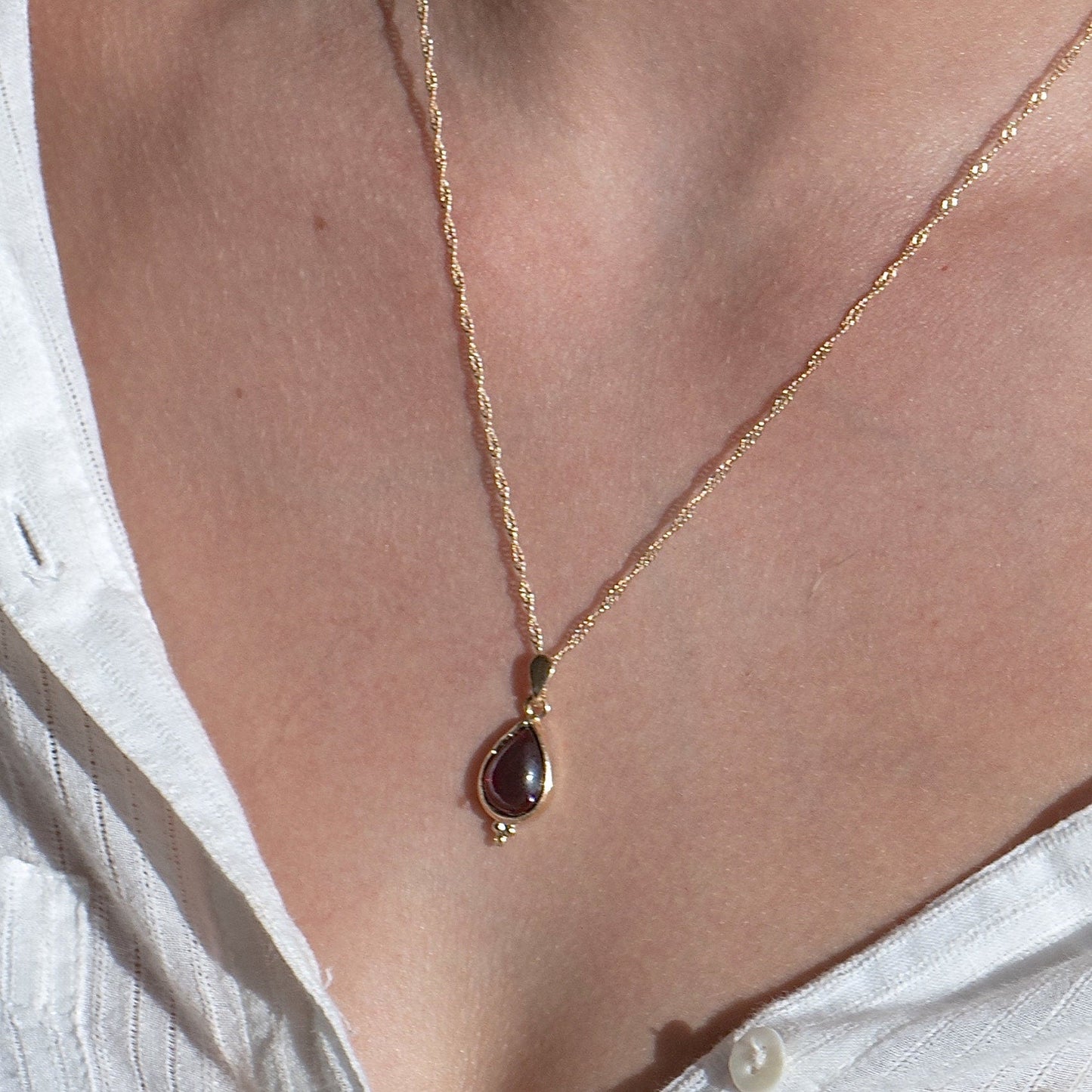 Garnet necklace, Garnet teardrop gold necklace pendant, Elegant gold Pendant, Birthstone necklace