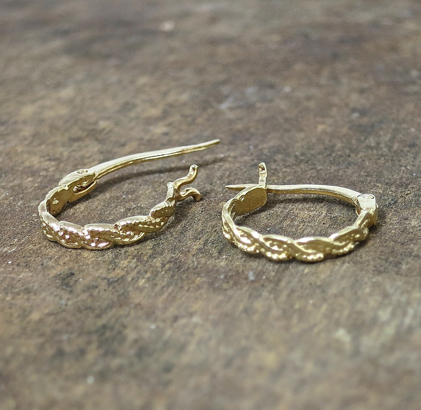 Solid 14k gold hoop earrings, Huggie 14k gold hoops
