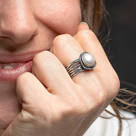 Pearl ring, Wide sterling silver 925 elegant ring