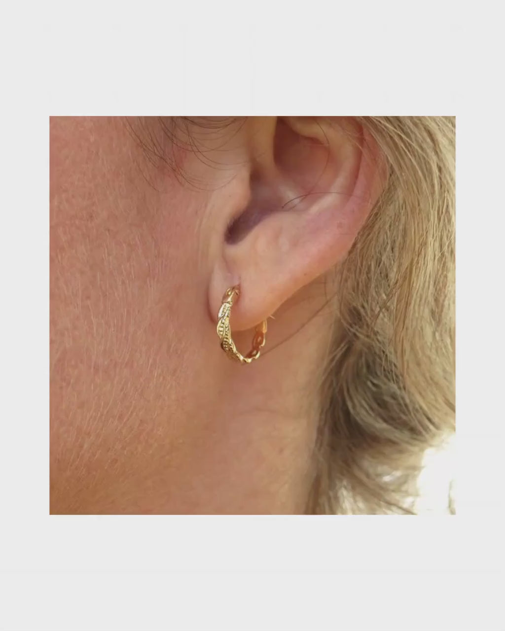 Solid 14k gold hoop earrings, Huggie 14k gold hoops